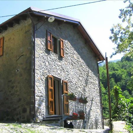 Вилла Casa Marta Pescaglia Экстерьер фото