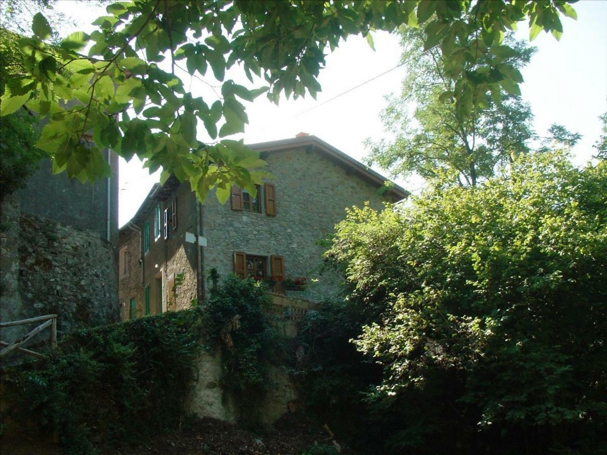 Вилла Casa Marta Pescaglia Экстерьер фото